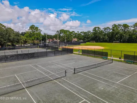 2534 Beautyberry Circle E Jacksonville FL 32246