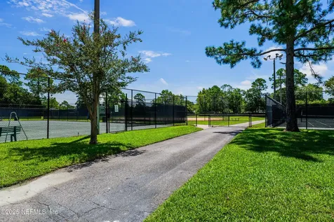 2534 Beautyberry Circle E Jacksonville FL 32246