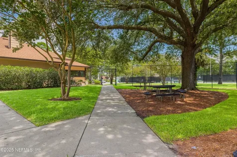 2534 Beautyberry Circle E Jacksonville FL 32246