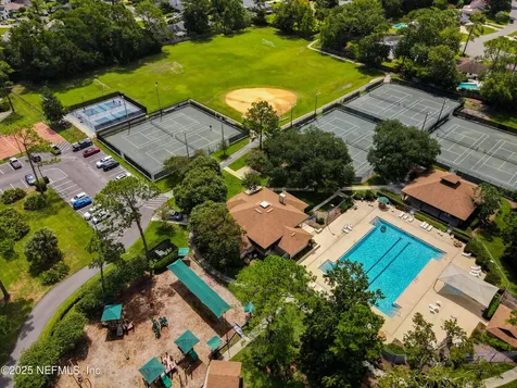 2534 Beautyberry Circle E Jacksonville FL 32246