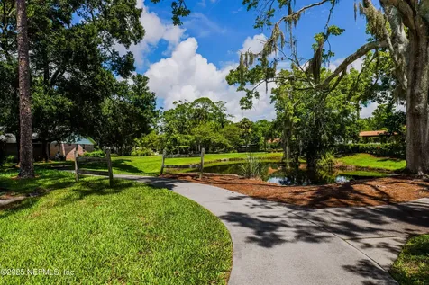 2534 Beautyberry Circle E Jacksonville FL 32246