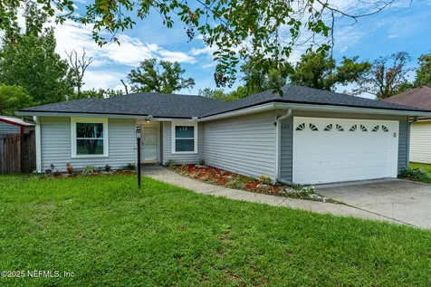 8122 Buchannan Court Jacksonville FL 32244