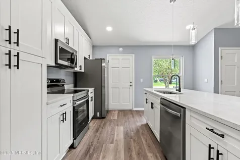 8122 Buchannan Court Jacksonville FL 32244