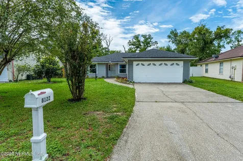 8122 Buchannan Court Jacksonville FL 32244