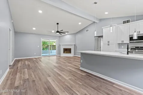 8122 Buchannan Court Jacksonville FL 32244