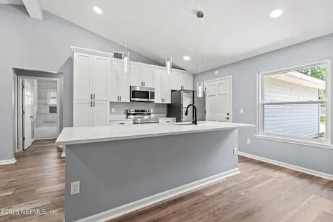 8122 Buchannan Court Jacksonville FL 32244