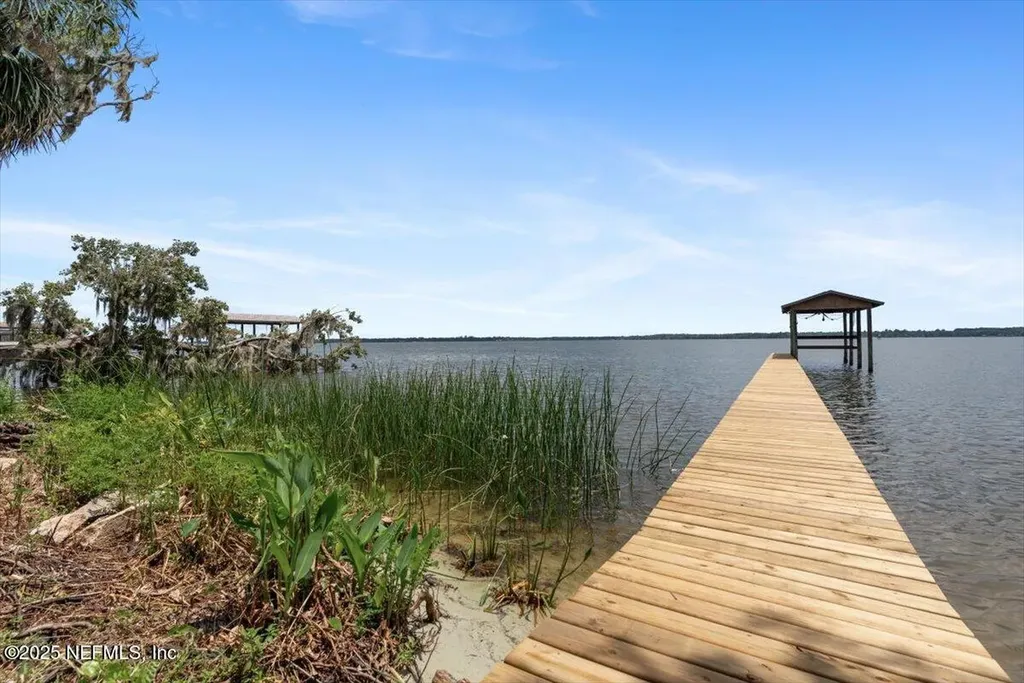 3235 Doctors Lake Drive Orange Park FL 32073