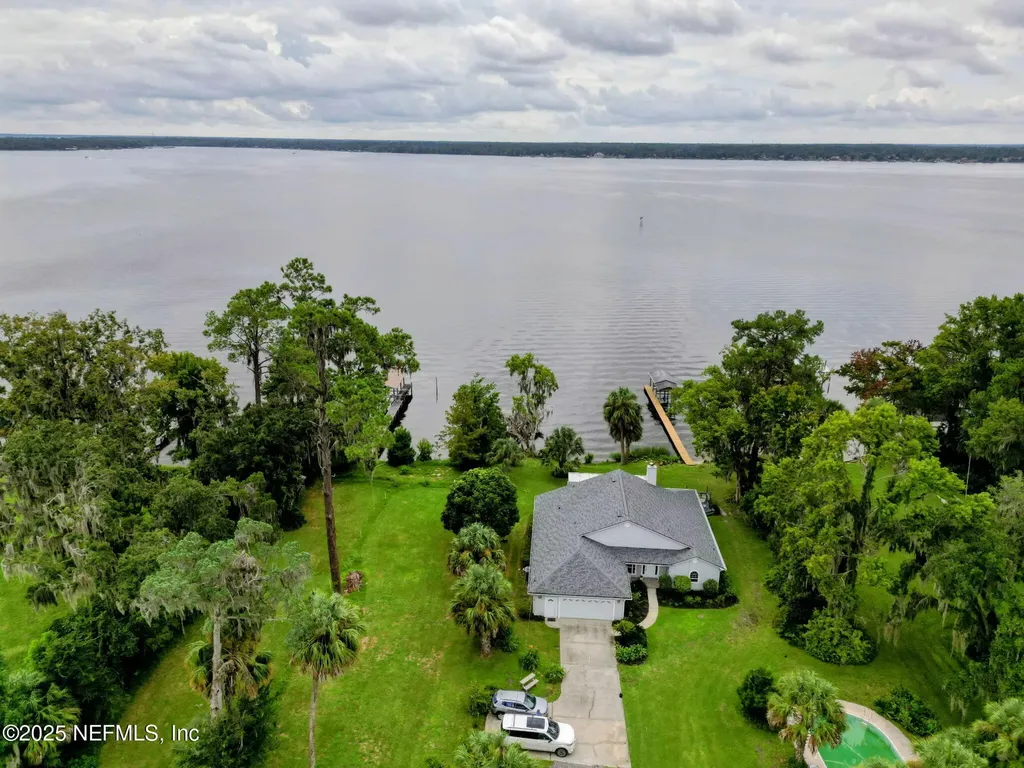 3235 Doctors Lake Drive Orange Park FL 32073