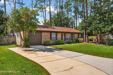 2705 Pinewood Boulevard N Middleburg FL 32068
