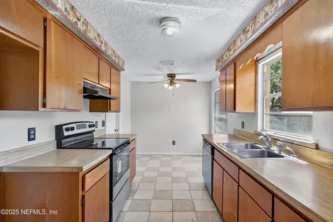 2705 Pinewood Boulevard N Middleburg FL 32068