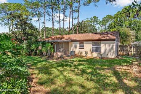 2705 Pinewood Boulevard N Middleburg FL 32068
