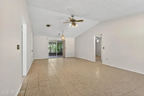 2705 Pinewood Boulevard N Middleburg FL 32068