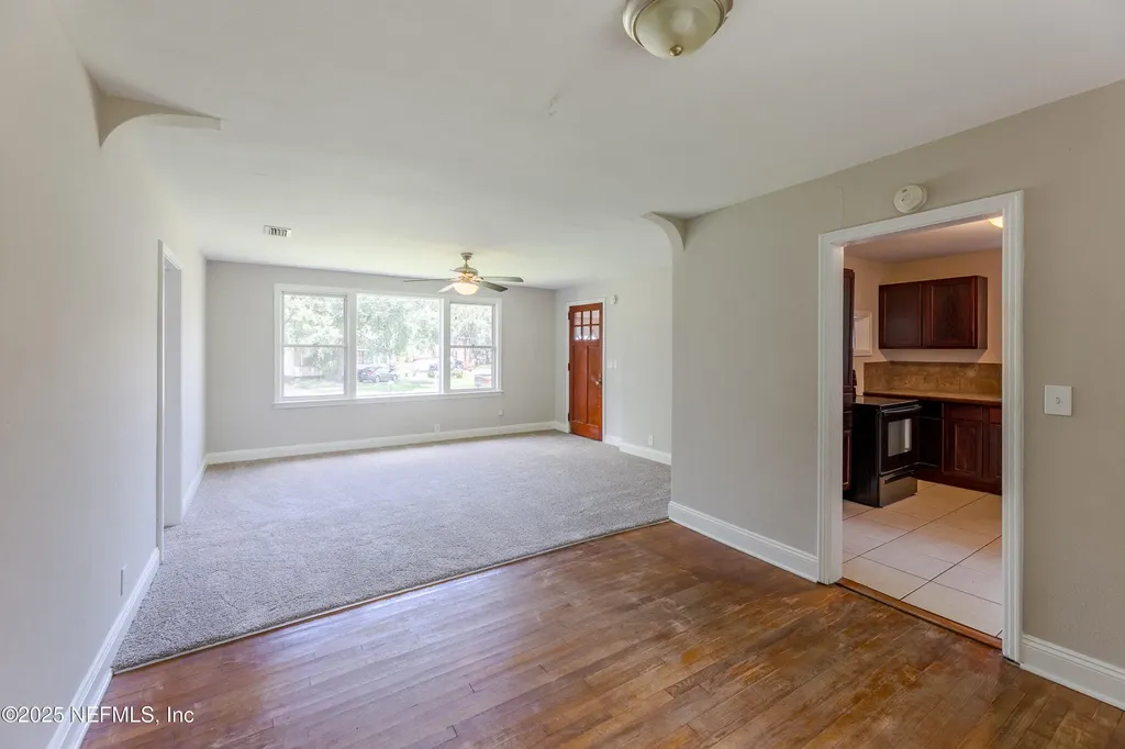 8073 Oakwood Street Jacksonville FL 32208