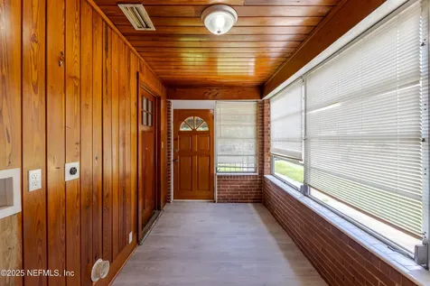 8073 Oakwood Street Jacksonville FL 32208