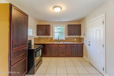 8073 Oakwood Street Jacksonville FL 32208