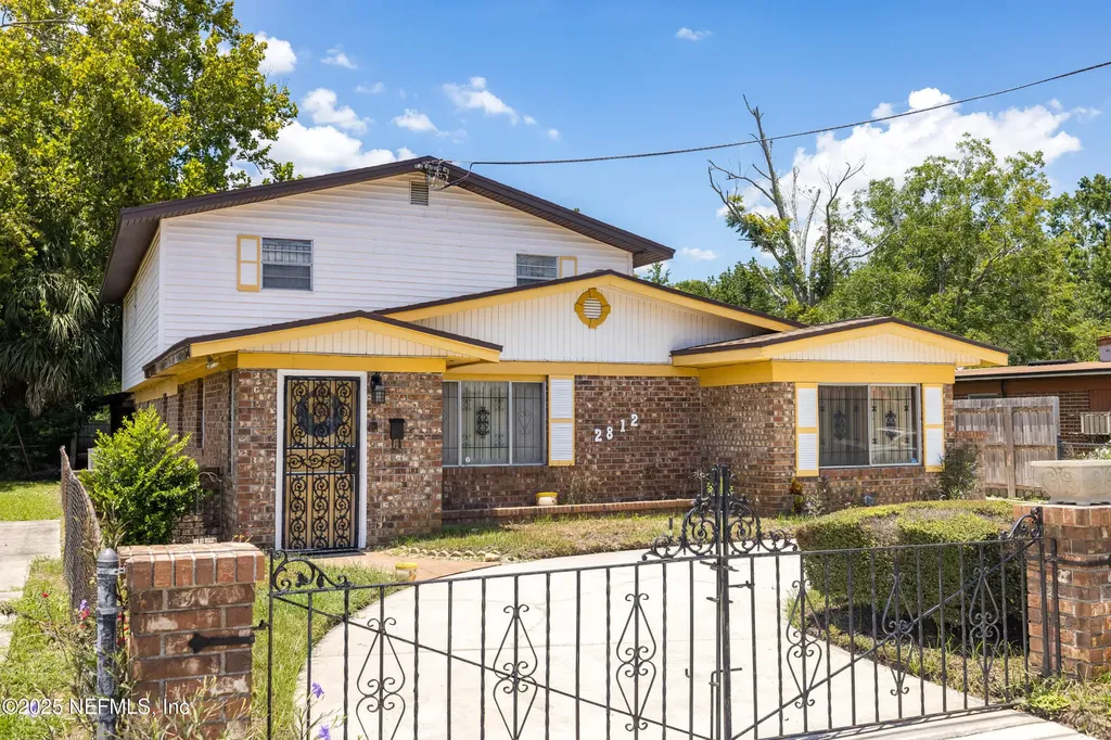 2812 Henrietta Street Jacksonville FL 32209