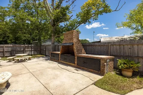 2812 Henrietta Street Jacksonville FL 32209