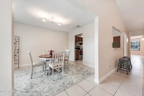 2948 Safeshelter Drive W Jacksonville FL 32225