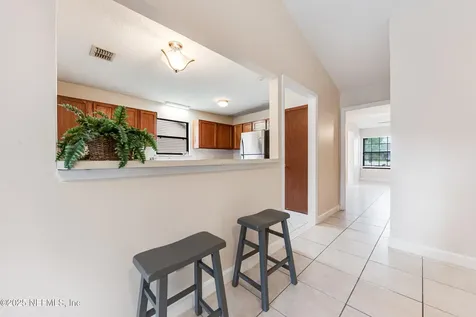 2948 Safeshelter Drive W Jacksonville FL 32225