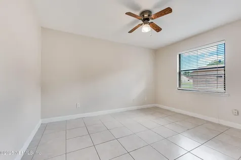 2948 Safeshelter Drive W Jacksonville FL 32225