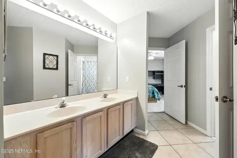 4574 Royal Port Drive Jacksonville FL 32277
