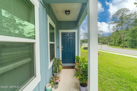 852 Capitol Parkway Jacksonville FL 32218