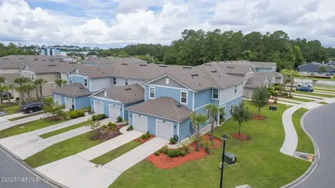 852 Capitol Parkway Jacksonville FL 32218