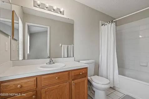 3910 Meadowview Drive N Jacksonville FL 32225
