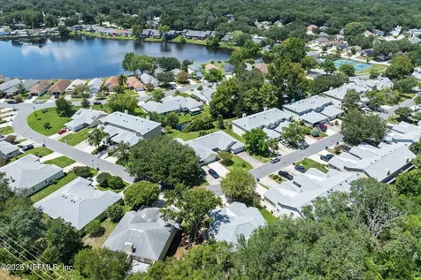 3910 Meadowview Drive N Jacksonville FL 32225