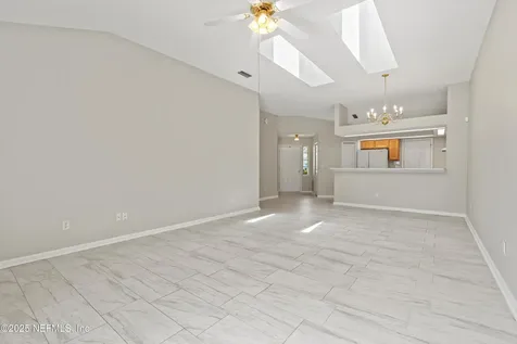 3910 Meadowview Drive N Jacksonville FL 32225