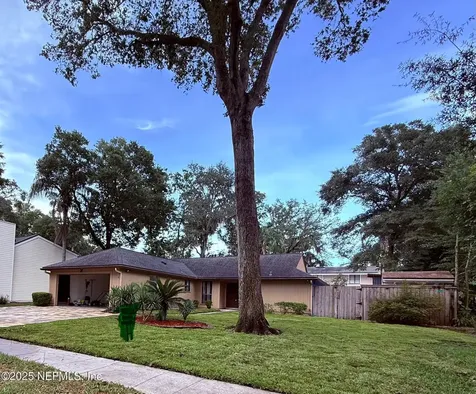 4765 Marsh Hammock Drive W Jacksonville FL 32224
