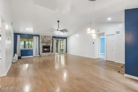 4765 Marsh Hammock Drive W Jacksonville FL 32224