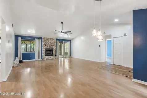 4765 Marsh Hammock Drive W Jacksonville FL 32224