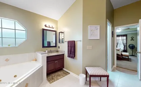 3748 Southbank Circle Green Cove Springs FL 32043
