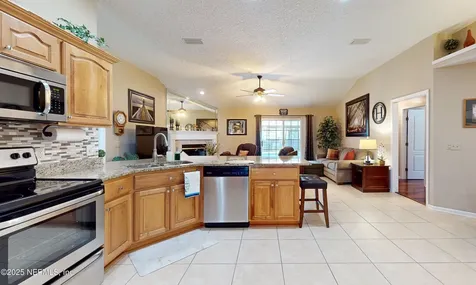 3748 Southbank Circle Green Cove Springs FL 32043