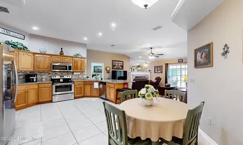 3748 Southbank Circle Green Cove Springs FL 32043
