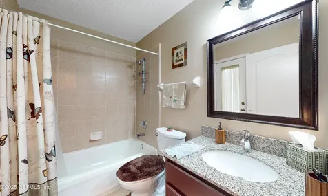 3748 Southbank Circle Green Cove Springs FL 32043