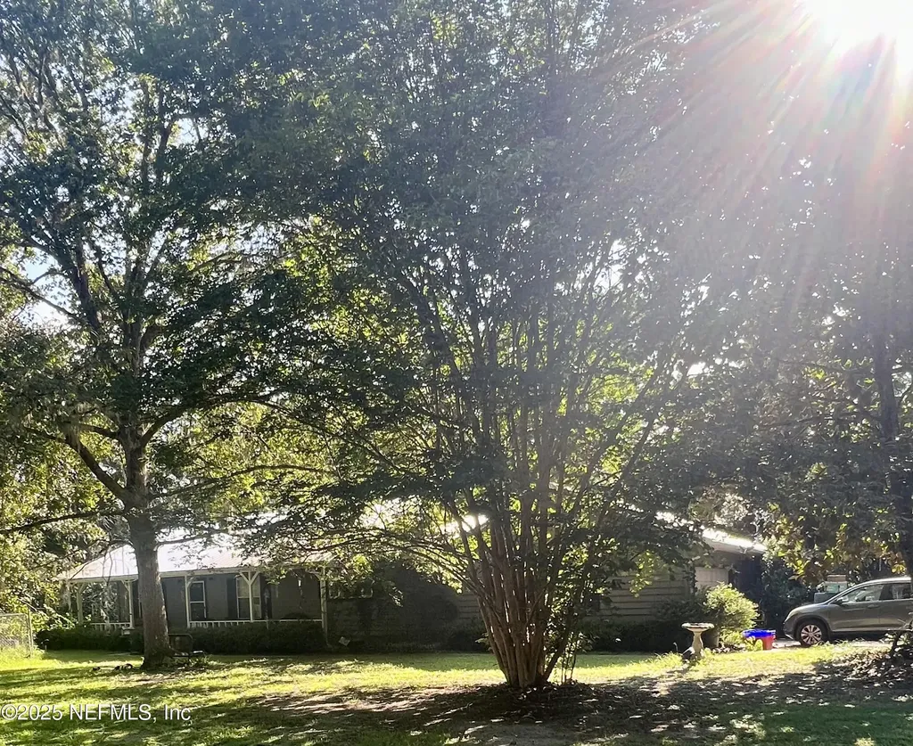 23720 NW 241 County Road NW Alachua FL 32615