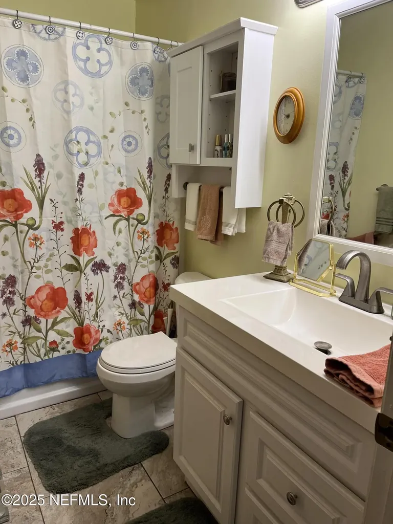 23720 NW 241 County Road NW Alachua FL 32615