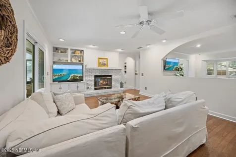 990 Hagler Drive Neptune Beach FL 32266