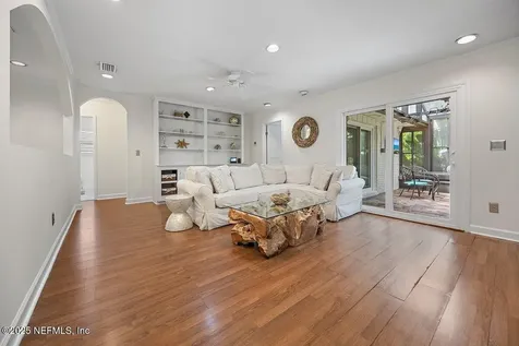 990 Hagler Drive Neptune Beach FL 32266