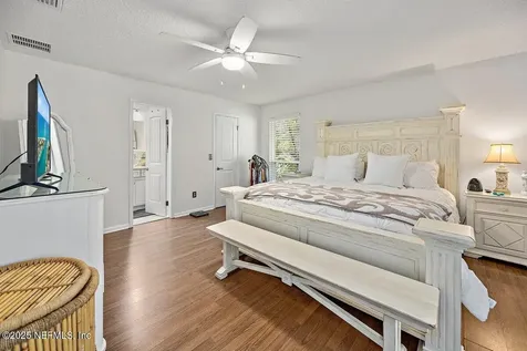 990 Hagler Drive Neptune Beach FL 32266