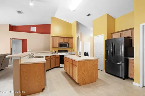 9239 Whisper Glen Drive N Jacksonville FL 32222