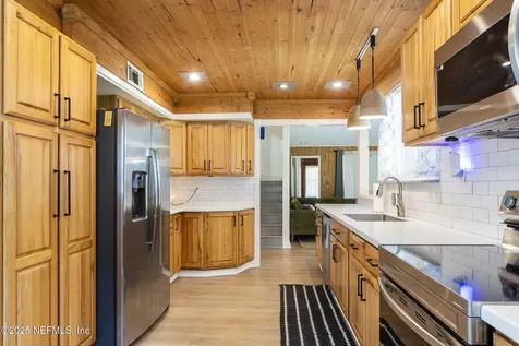 6183 George Hodges Road Macclenny FL 32063