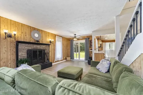 6183 George Hodges Road Macclenny FL 32063