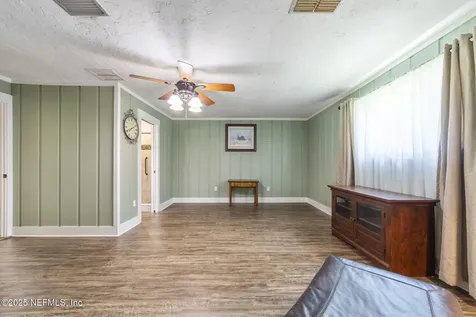 6183 George Hodges Road Macclenny FL 32063