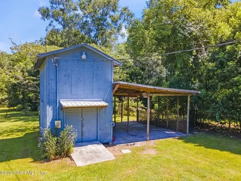 6183 George Hodges Road Macclenny FL 32063