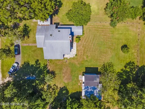 6183 George Hodges Road Macclenny FL 32063