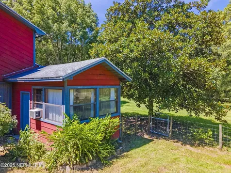 6183 George Hodges Road Macclenny FL 32063