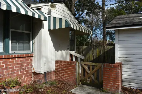 4748 Sefa Circle N Jacksonville FL 32210
